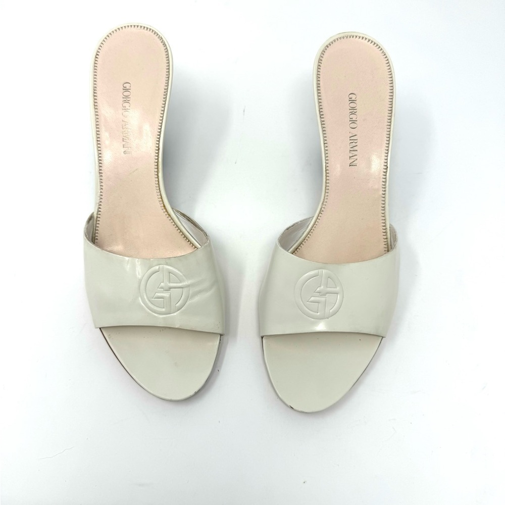 Giorgio Armani Ivory Patent Slingback Heels – Size 37.5 | Minimalist Luxury